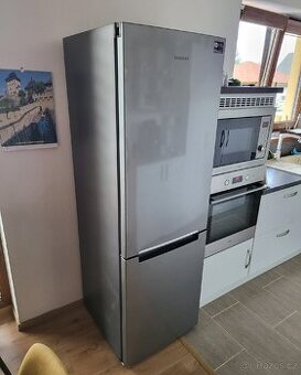 Lednička chladnička Samsung kombinovaná nerezová
