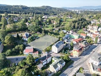 Prodej stavebního pozemku o výměře 2.111 m2 v Lučanech nad N