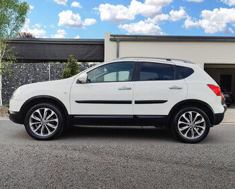 Nissan Qashqai SUV 1.6 16V, 84kW, r.v.2009, benzín, couvačka