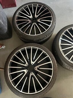 Pneumatiky Mercedes s23