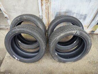 18"zimní sada pneu Goodyear 245/45/18 = 1400Kč/4ks