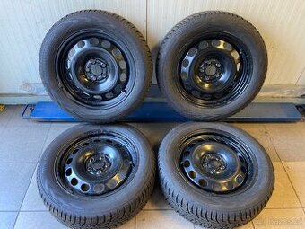 Zamluveno Zimní sada kol Škoda Scala R16 Nokian 195/60/16 - 1