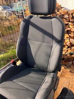 Sedačky Peugeot 508 SW 2012