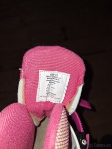 Prodám dětské nastavitelné kolečkové brusle