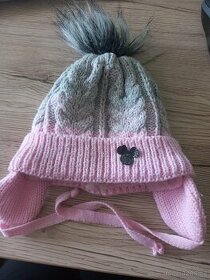 Pletená zimní čepice