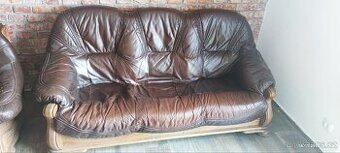 Kožený gauč a křeslo