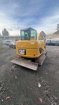 Minibagr CATERPILLAR 306