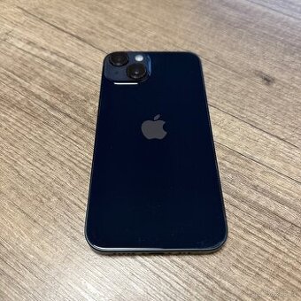 iPhone 14 128GB black, pěkný stav, 12 měsíců záruka