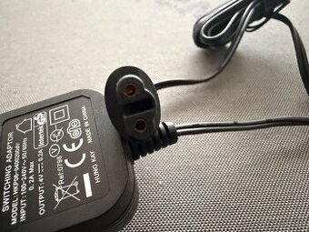 Adaptér pro holící strojek Rowenta 4V / 0,2A