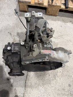 Manuální převodovka JDH