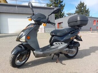 2000 PGO T-REX 125 ccm