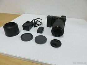 Zánovní digitální fotoaparát Sony A6300 + objektiv 55-210mm