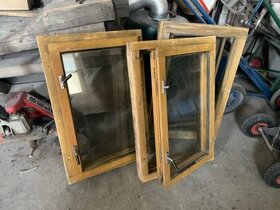 Malá dřevěná okna-3ks