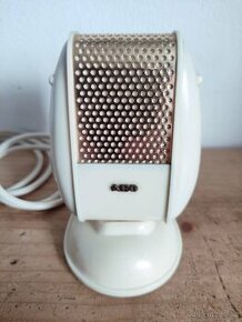 Starý mikrofon AEG D11/B, Německo, 1959
