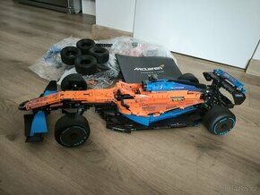 Stavebnice McLaren Formule 1 - 1432 PCS