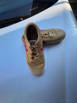 Prodám dámské značkové boty Nike vans michael kors