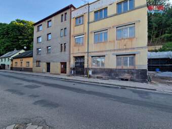 Prodej bytu 3+1, 67 m², Úpice, ul. Regnerova - 1
