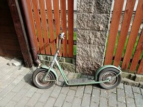 Koloběžka retro