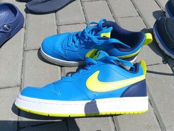 Tenisky NIKE, vel 36.5
