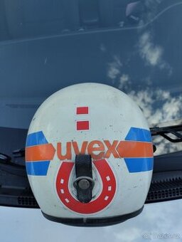 Uvex helma retro L