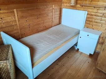 Postele a noční stolky na chalupu - 1