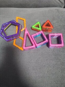 Magnetická stavebnice