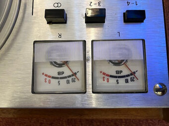 magnetofon Tesla 100