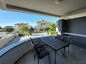 ☀Pag–Novalja(HR)–Zariadený apartmán na prízemí s výhľadom