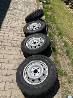 Disky s pneu 215/70R 15C