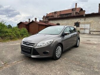 Ford Focus 1,6i 77kw výbava FUTURA