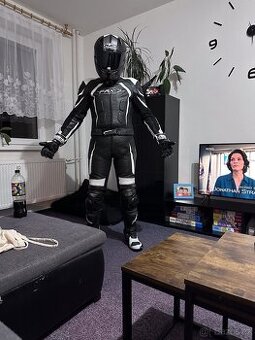 Komplet vybavení na motocykl