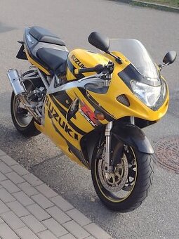 Suzuki GSX-R 750