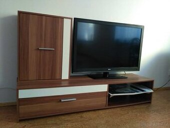 Nábytek do obýváku, skříň pod TV, konferenční stolek