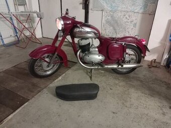 Jawa 250/559 Panelka
