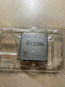 AMD Ryzen 7 1700X