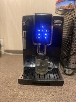 Prodám pine automaticky kávovar De'Longhi Dinamica v perfek