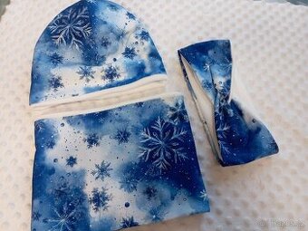zimní vločkový modrý set čepice,nákrčník,čelenka