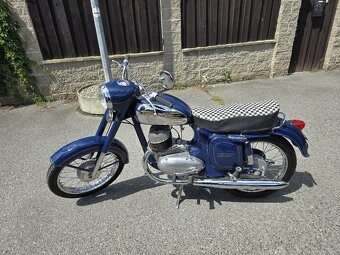 Jawa 350/361 Sport po profesionální renovaci,malá SPZ