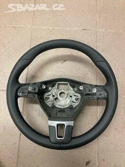 Nově renovovaný volant VW Passat B7