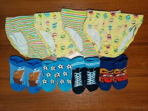 Různé sady slipů + ponožky + punčocháče