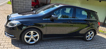 Mercedes-Benz B180, r.v. 2012, nájezd 167000km