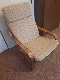 Polohovací křeslo a taburet