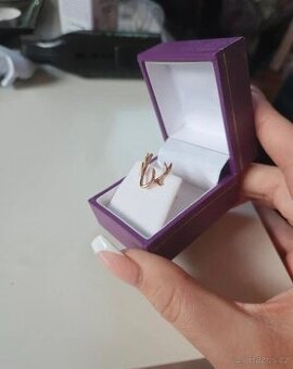 Prsten Deer z růžového zlata