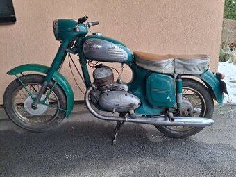 Jawa 350 kyvačka
