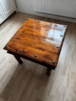 Konferenční stolek 60x60 cm - masivní dřevo