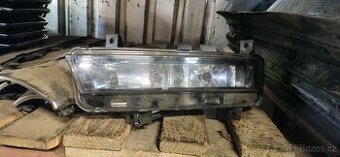 Leva predni mlhovka skoda octavia 3
