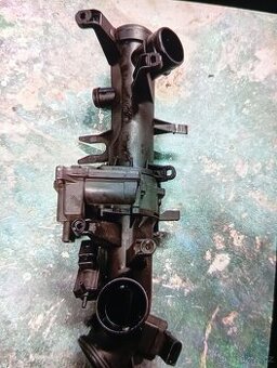 Prodám Škrticí Klapka 03C128063A  Golf 5,1.4 tsi