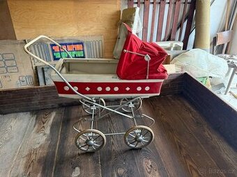 Kočárek retro pro panenky