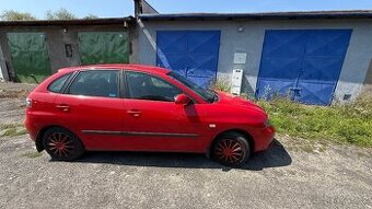 Ibiza 2006 na náhradní díly