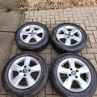 Letní sada Ford Fusion 195/60/r15